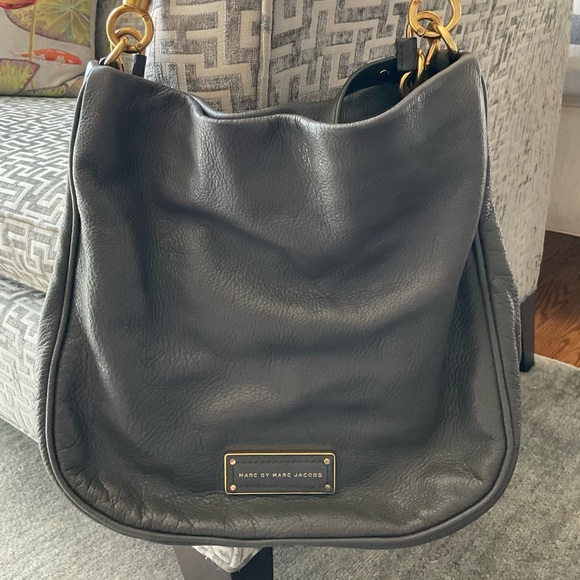 Grey pebbled Marc by Marc Jacobs hobo bag - Picture 1 of 3